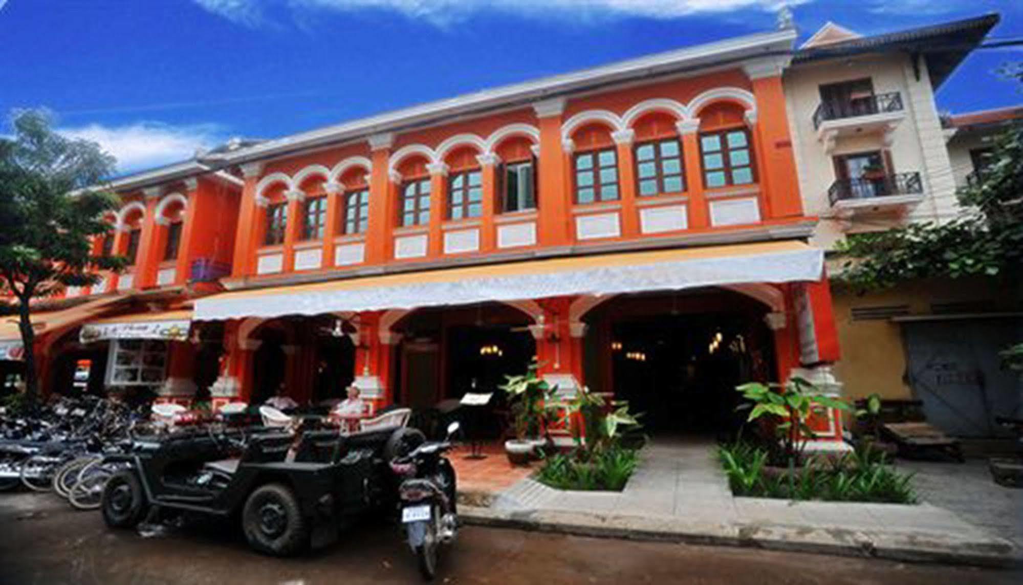 โรงแรมวีวา เสียมราฐ ภายนอก รูปภาพ